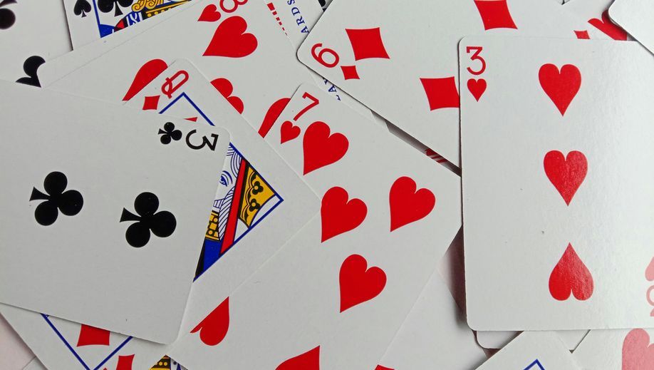 Plinko Casino in Germany: A Guide to Finding and Playing This Popular Game